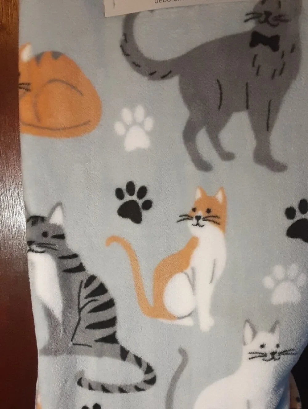 Wags & Whiskers Cat Print Plush Throw - Light gray